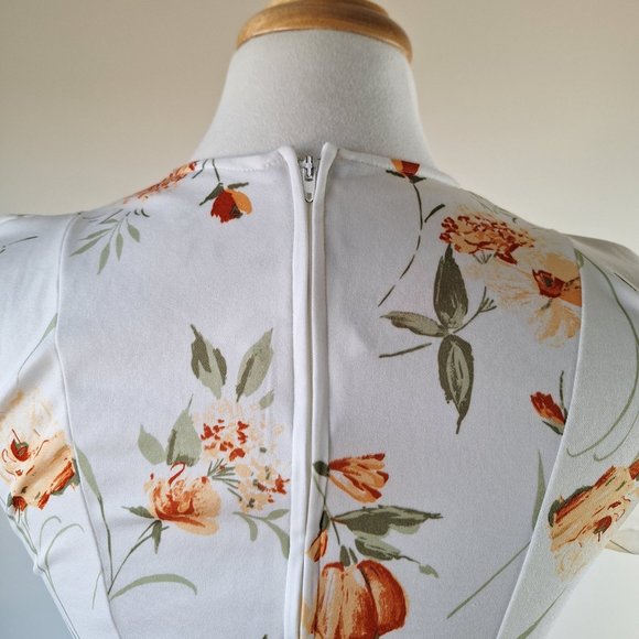 Vintage 70s Homemade Day Dress | Floral Dress | Size 8 - Picture 6 of 6